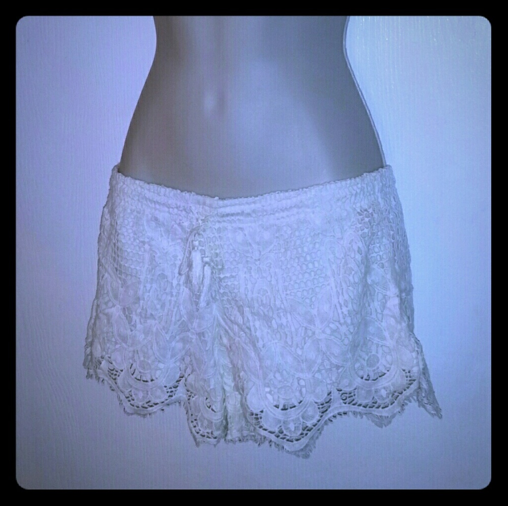 Express Lace Shorts